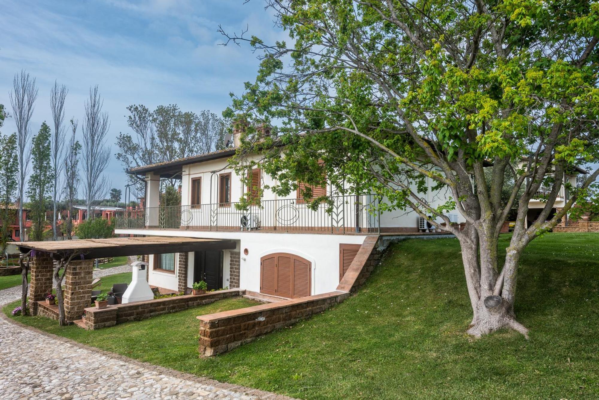 Villa Gli Eucalipti Cerveteri Exteriör bild